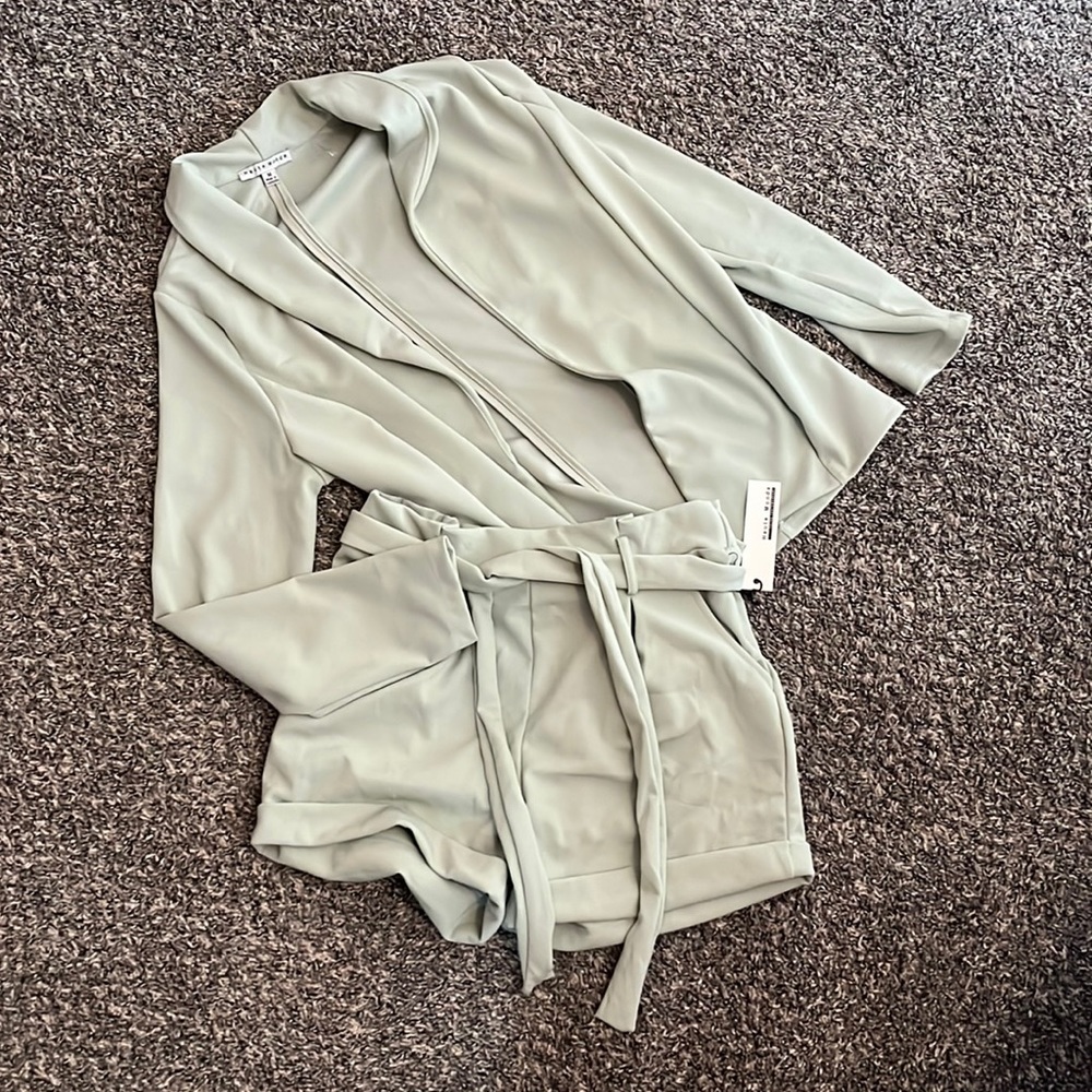 2 piece set